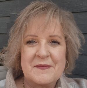 Meet your Posher, Priscilla